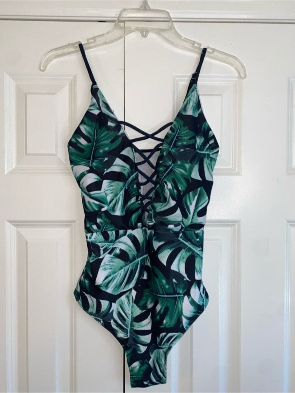 Tropical Leaf Crisscross One-Piece Swimsuit - Green